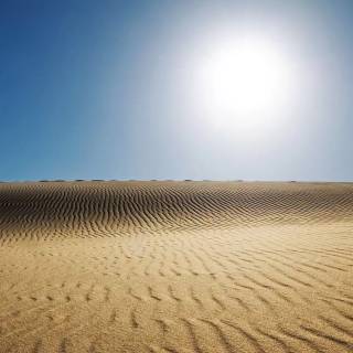 Desert desktop wallpaper