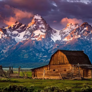 Cottage desktop wallpaper