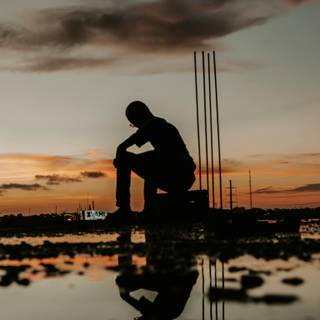 Silhouette man wallpaper