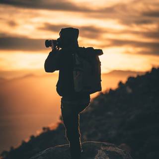 Silhouette man wallpaper