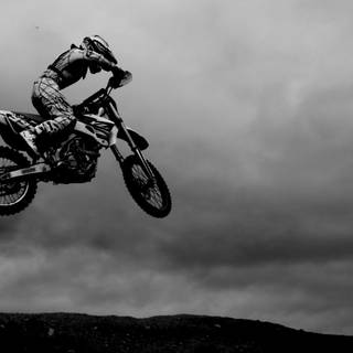 Black bike 4k PC wallpaper