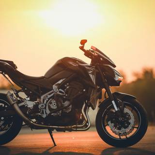 Black bike 4k PC wallpaper