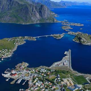 iPhone panoramic wallpaper