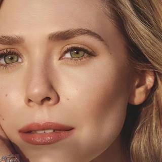 Elizabeth Olsen desktop wallpaper