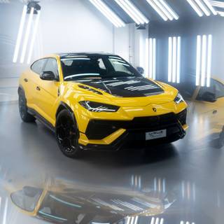 Lamborghini Urus mobile wallpaper