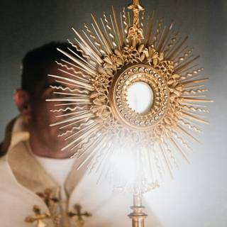 Monstrance wallpaper