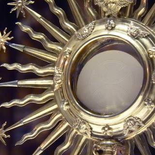 Monstrance wallpaper