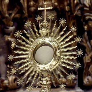 Monstrance wallpaper
