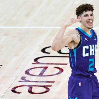 Desktop Lamelo Ball wallpaper