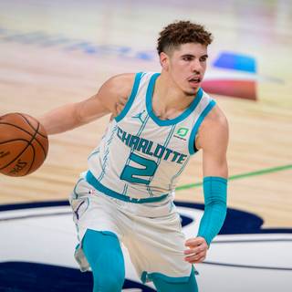 Desktop Lamelo Ball wallpaper