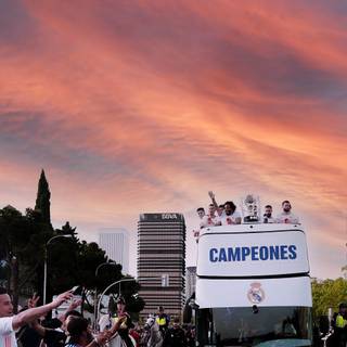 Real Madrid bus wallpaper