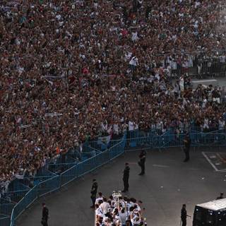 Real Madrid bus wallpaper