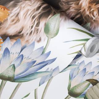 Cat with flowers desktop wallpaper