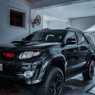 Fortuner Land Cruiser wallpaper