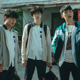 Weak Hero Class 2 wallpaper