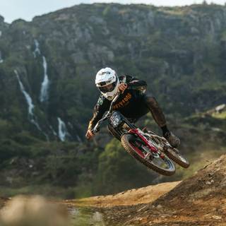 Red Bull Hardline wallpaper