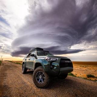 Storm chasing wallpaper