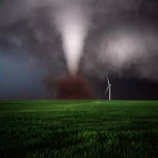 Storm chasing wallpaper