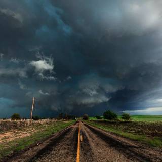 Storm chasing wallpaper