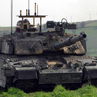 Challenger 2 tank wallpaper