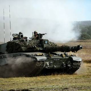 Challenger 2 tank wallpaper