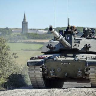 Challenger 2 tank wallpaper