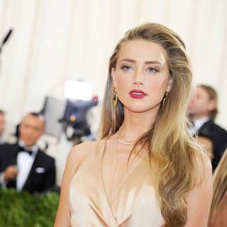 Amber Laura Heard wallpaper