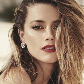 Amber Laura Heard wallpaper