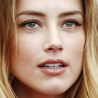 Amber Laura Heard wallpaper