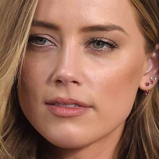Amber Laura Heard wallpaper