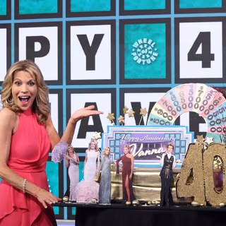 Vanna White wallpaper