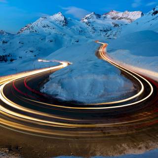 Winter road 4k wallpaper