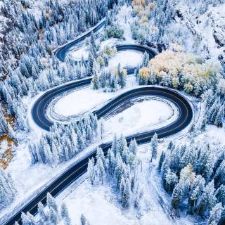 Winter road 4k wallpaper