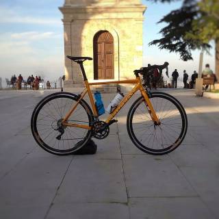 Road bike phone wallpaper