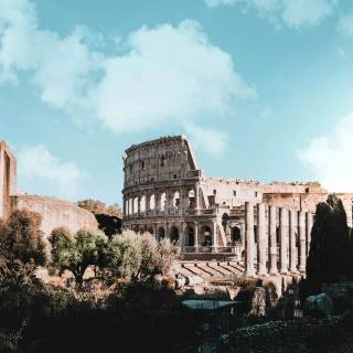 iPhone Rome wallpaper