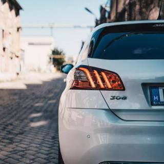 Peugeot iPhone wallpaper