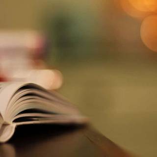 Reading desktop wallpaper