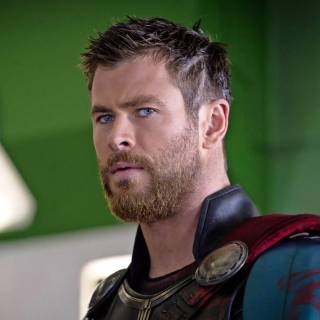 Thor Ragnarok desktop wallpaper