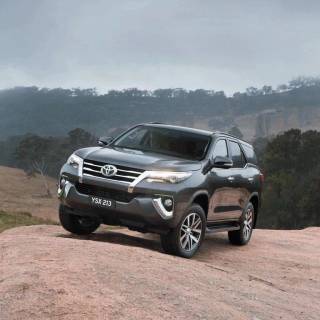 Toyota Fortuner mobile wallpaper