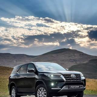 Toyota Fortuner mobile wallpaper