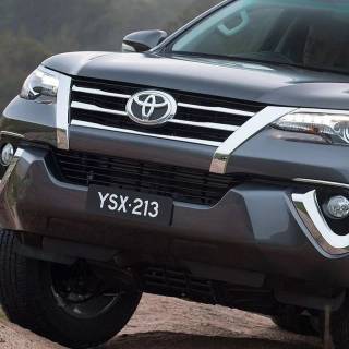 Toyota Fortuner mobile wallpaper