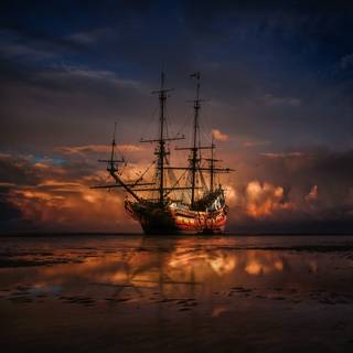 Ship in sea wallpaper