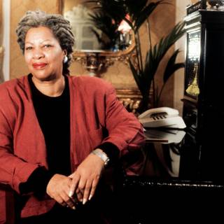 Toni Morrison wallpaper