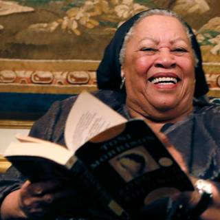 Toni Morrison wallpaper