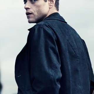 The Amateur wallpaper