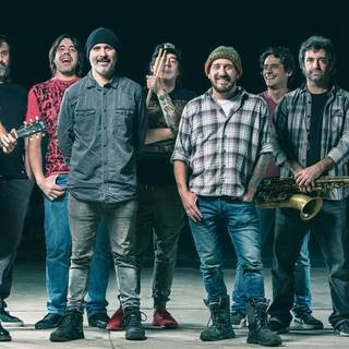 La Vela Puerca wallpaper