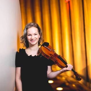 Hilary Hahn wallpaper