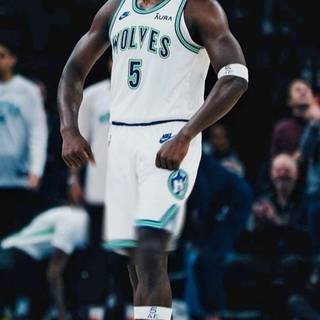 Anthony Edwards iPhone wallpaper