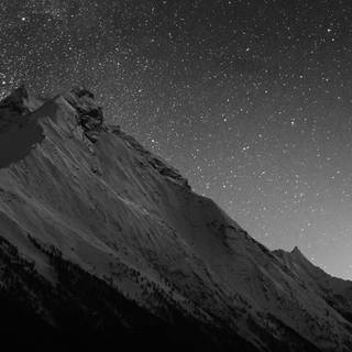 Black mountain phone wallpaper