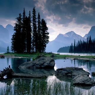 Moody desktop wallpaper